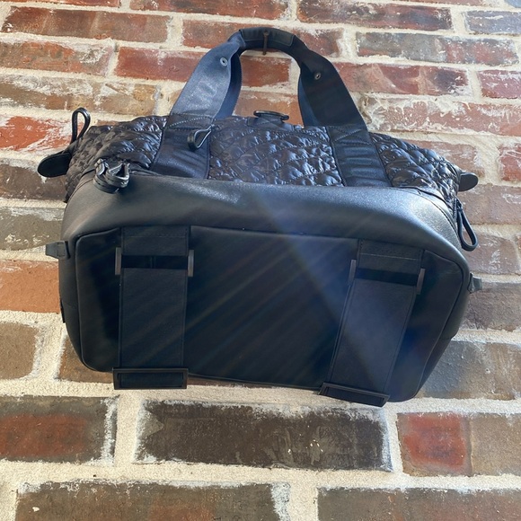 EUC Caraa Sport Tote- Black Quilted Nylon - Picture 11 of 16